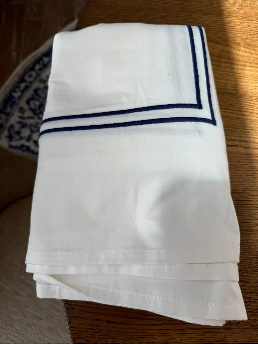 Fieldcrest Luxury Border Stripe Shower Curtain, White & Navy Blue, Like New